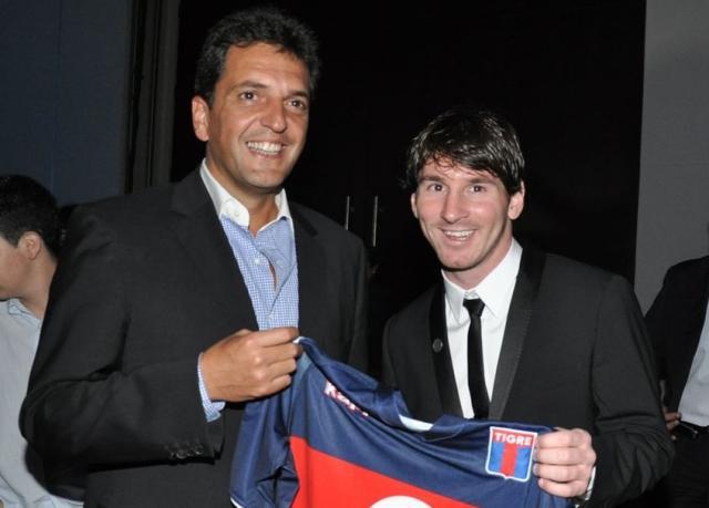 1698200066985075227.jpg FzeuzJVXoAEZqRT.jpg